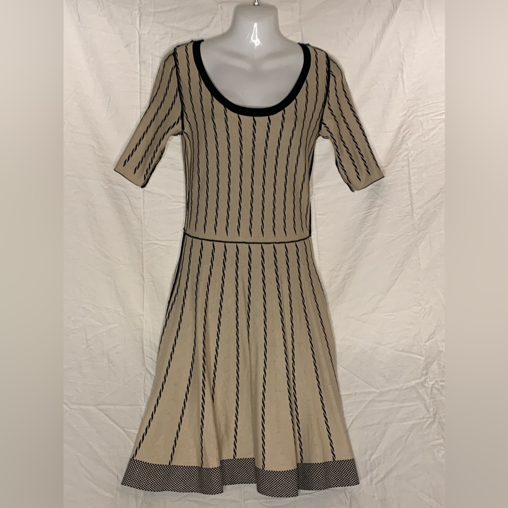 GABBY SKYE Dress - Picture 4 of 9